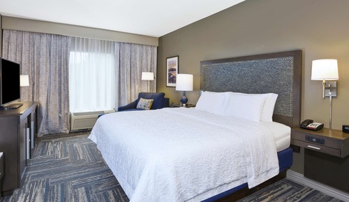 Suite, 1 King Bed, Non Smoking