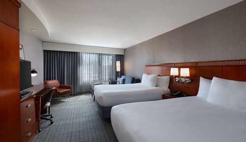 Room, 2 Queen Beds (Mobility/Hearing Accessible, Tub)