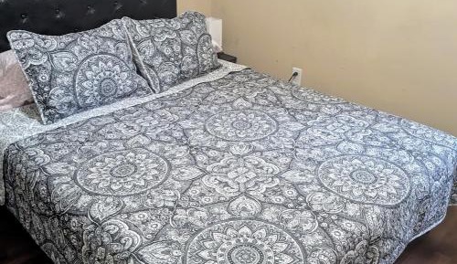 Double Room with Shared Bathroom